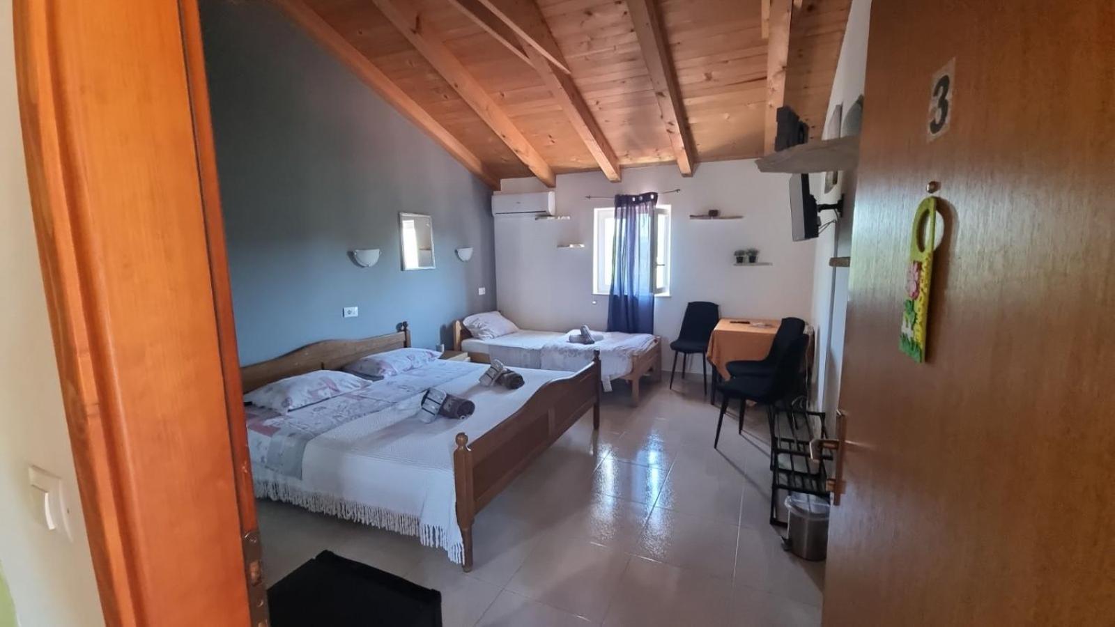 Sobe Anja Guest House Brtonigla Eksteriør bilde