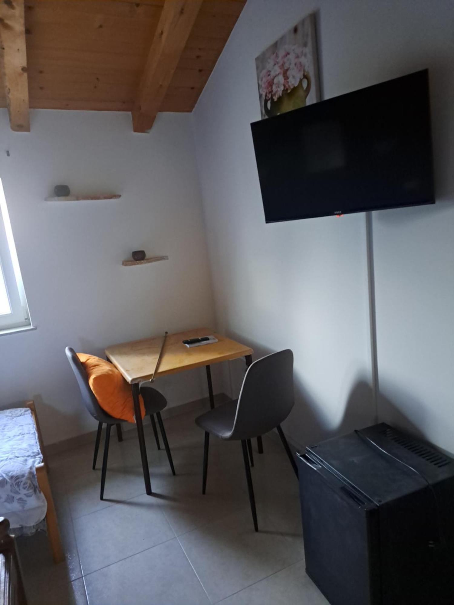 Sobe Anja Guest House Brtonigla Rom bilde