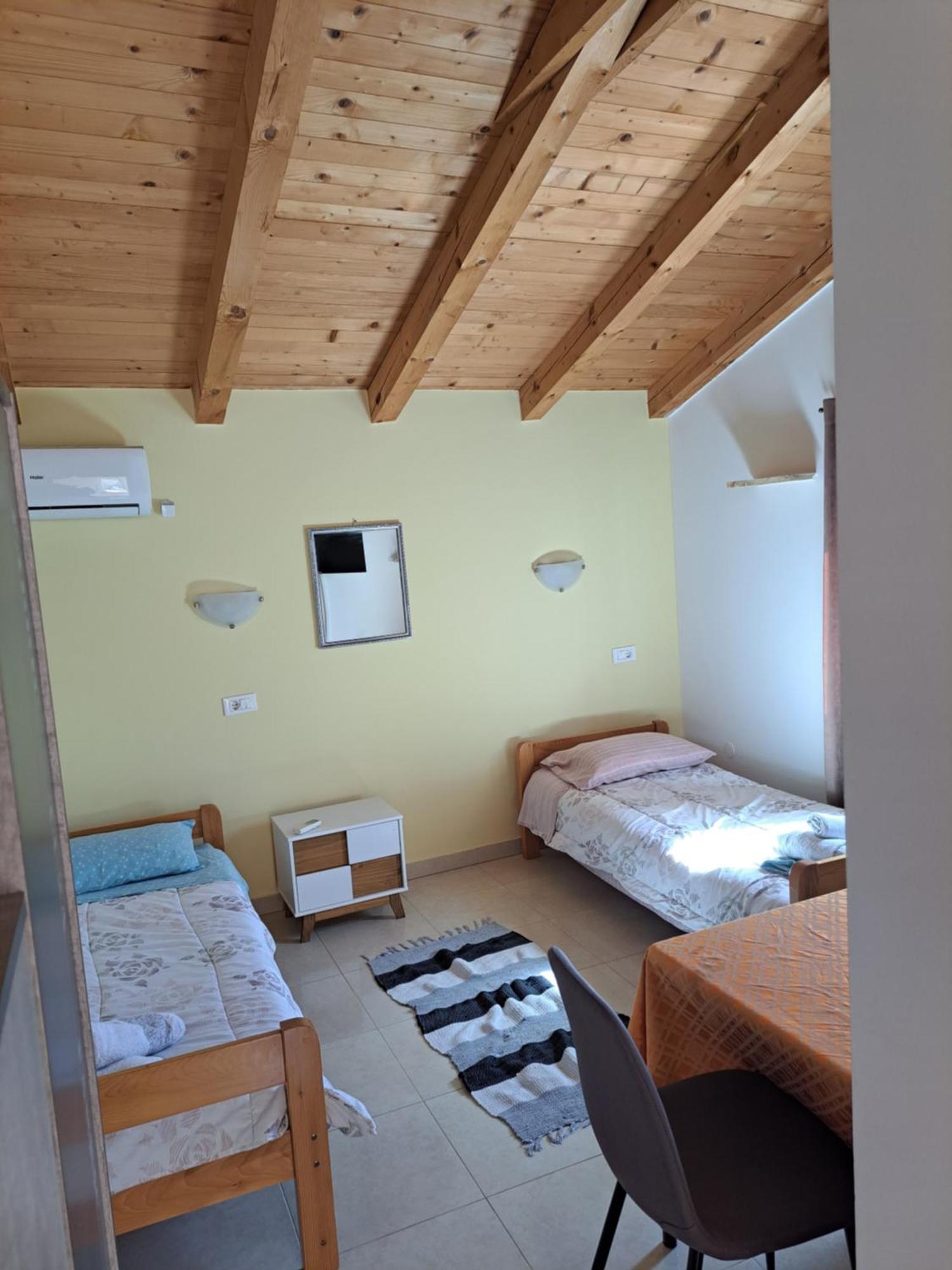 Sobe Anja Guest House Brtonigla Rom bilde